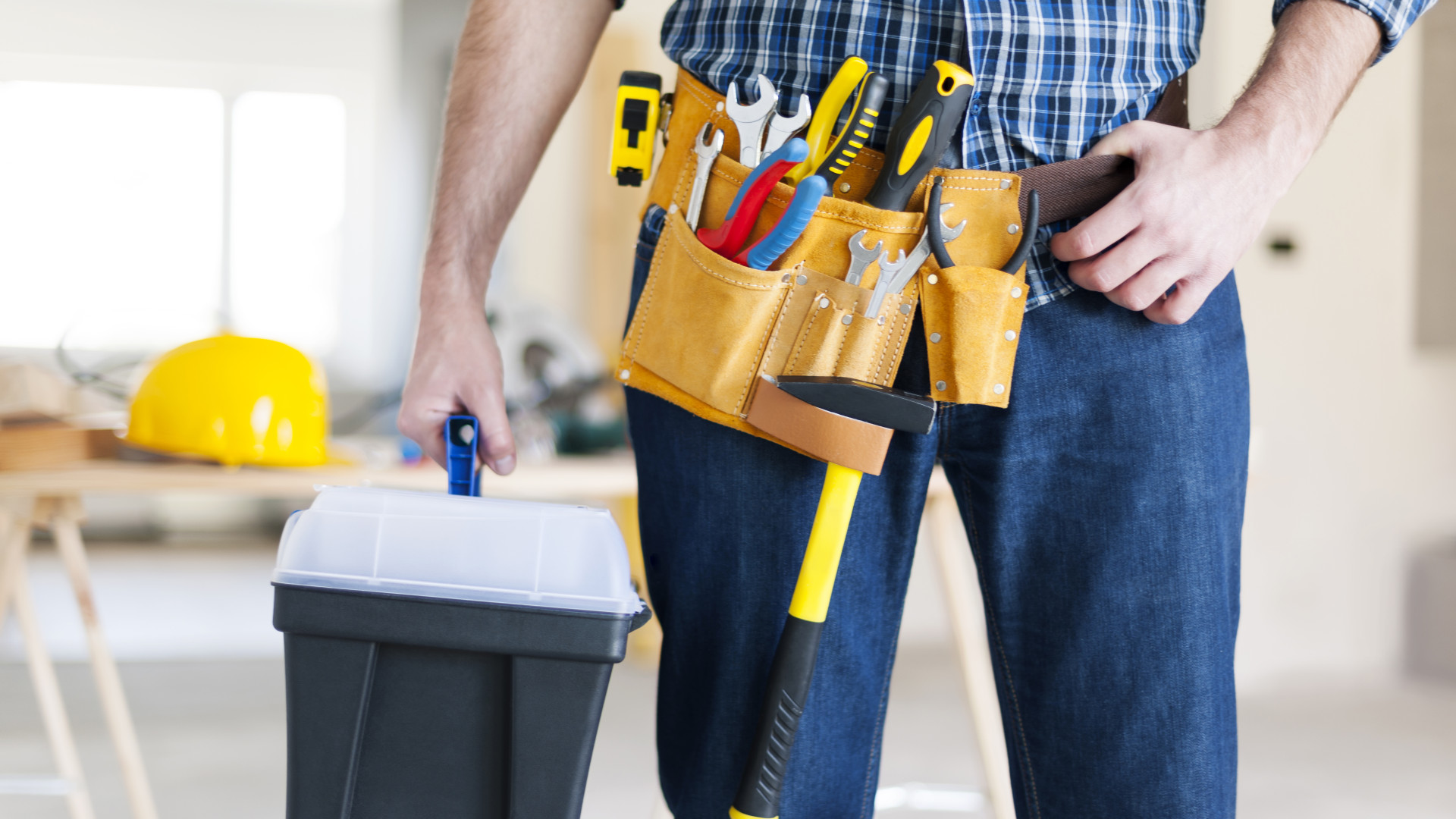 Changer une ampoule de spot encastrable sans cerclage : le guide pour les bricoleurs de Melun