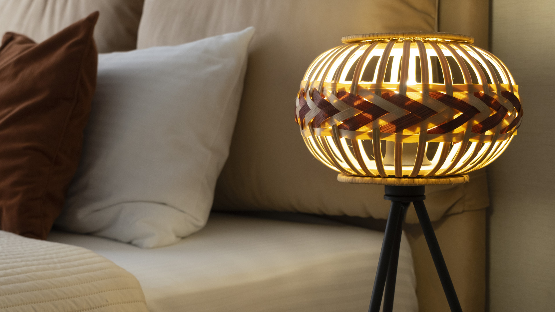 Quelle lampe de chevet choisir pour sublimer une chambre personnalisée ?